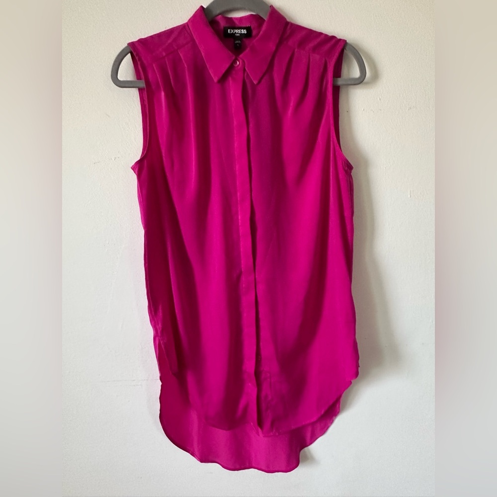 Express Sleeveless Fuchsia Pink Blouse